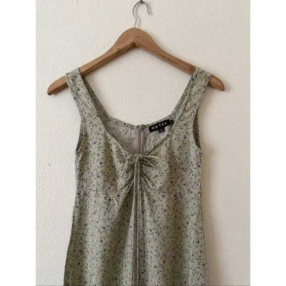 Motel Jorie Midi Dress In Parma Violet size Small - Picture 6 of 8